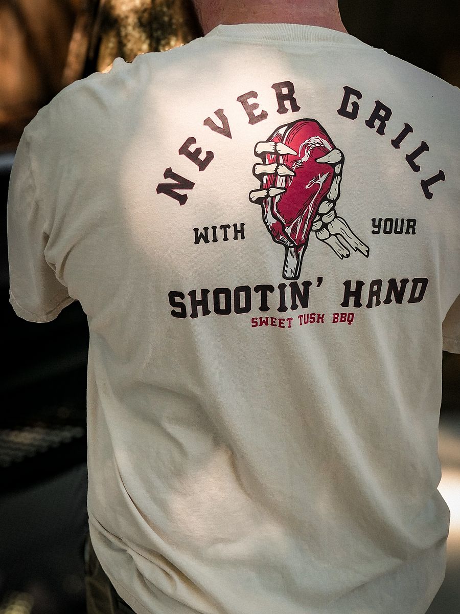 Never Grill with your Shootin' Hand - Black product image (7)