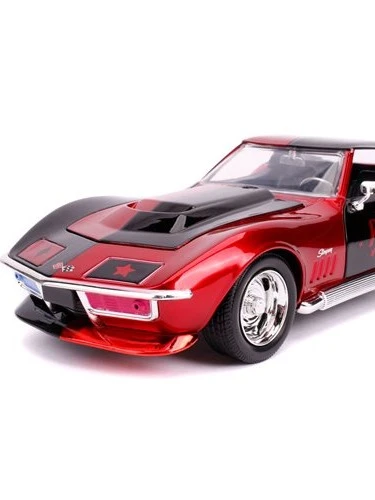 Harley Quinn 1969 Chevy Corvette Stingray The New 52 1:24 Scale Die-Cast Metal Vehicle - Jada Toys product image (5)