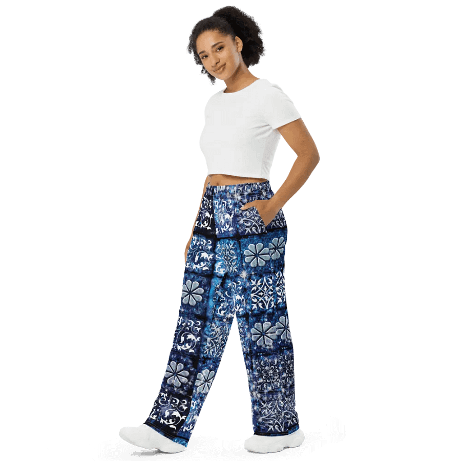 Blue Ice Crystals Motif Wideleg Pants product image (4)