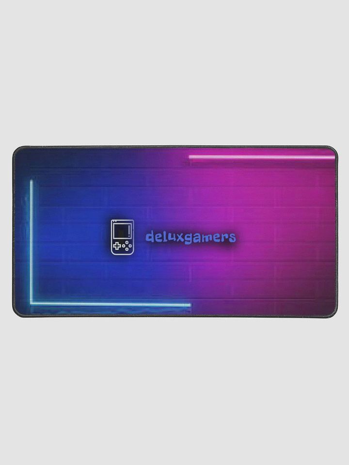DeluxGamers mouse pad product image (1)