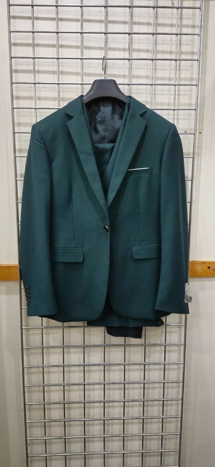 Large Hunter Green Mens Suit with Vest product image (1)
