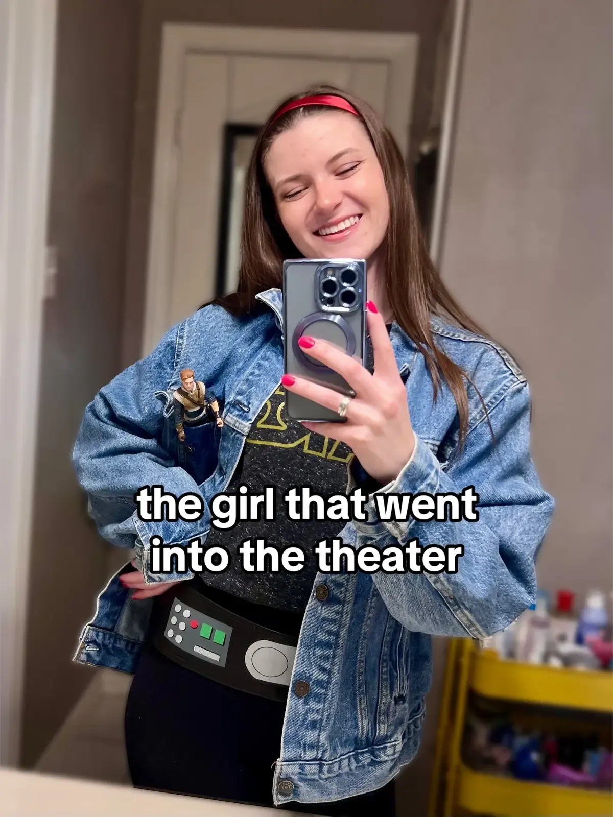 haha fr though, experiencing revenge of the sith on the big screen was one of the coolest experiences of my life. i can't remember the last time i paid attention that hard for an in theaters movie. lucasfilm i need y'all to lock in for attack of the clones 25th anniversary for 2027 🙏🏻 #starwarsgirl #starwarsfan #starwarsfyp #darthvader #anakinskywalker #revengeofthesith #starwarsprequels #darkside #rots #millenniumfalcon #legostarwars #nostalgia