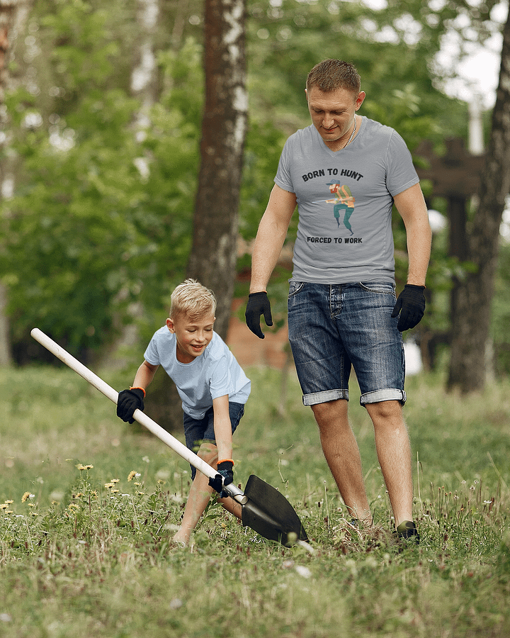 Born to hunt, forced to work! product image (1)