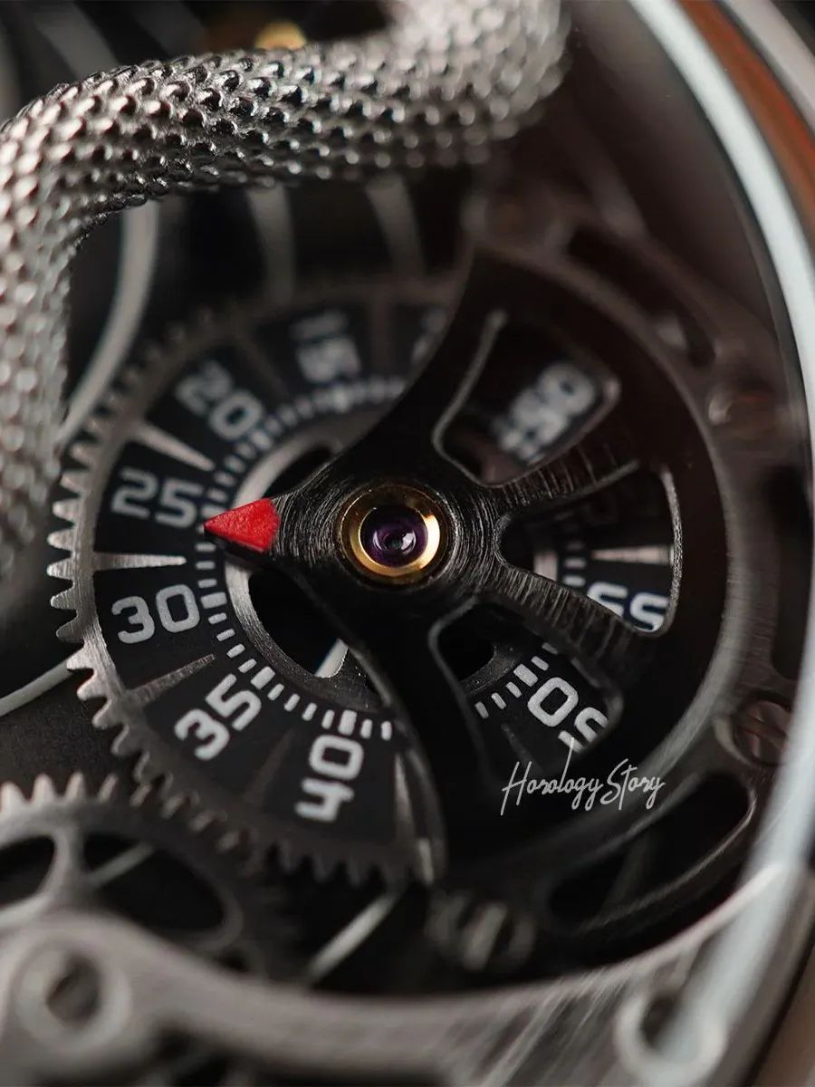 Lucky Harvey Silver Snake Automatic product image (7)