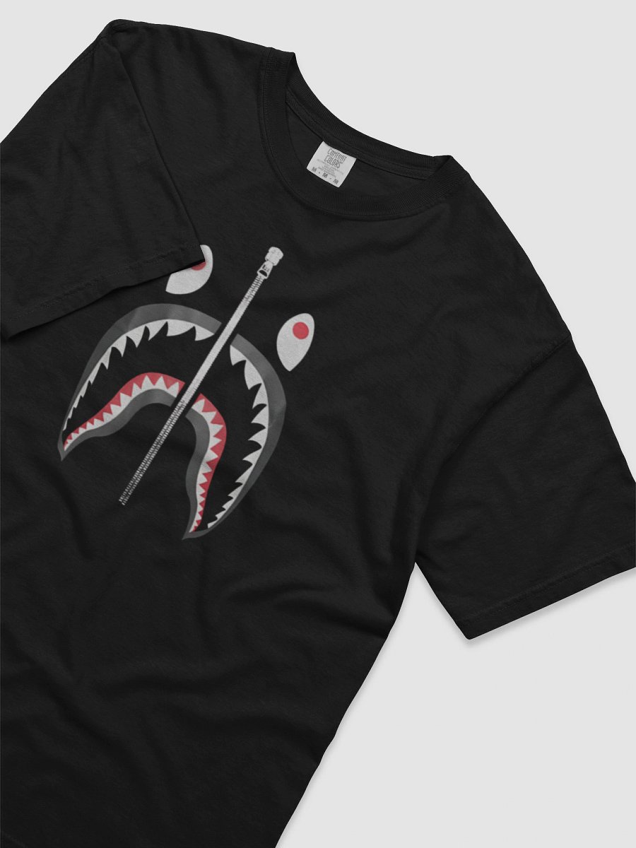 Symmetrical Shark Zipper T-Shirt product image (30)