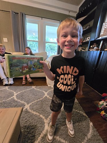 Happy 5th birthday to my youngest nephew, Sawyer. I'm glad he had an awesome day!