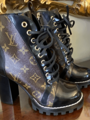 Ladies Designer Knee High, Ankle, Thigh High & Western Boots product image (1)