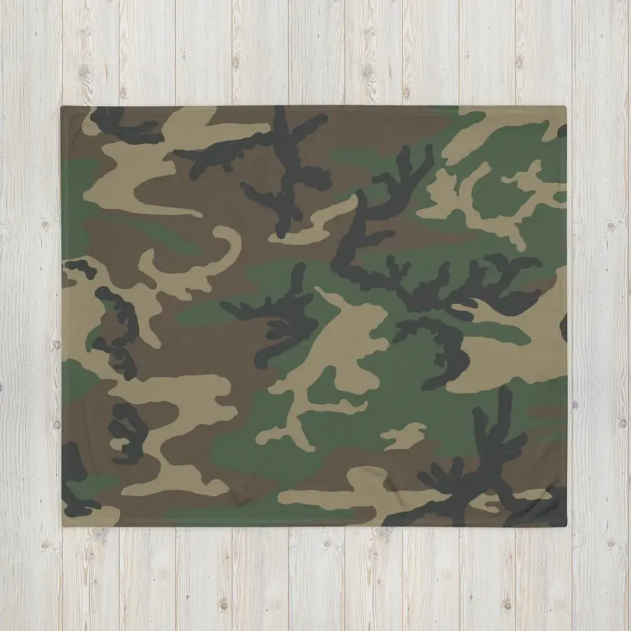"CIF" Camouflage Comfort Throw Blanket product image (4)