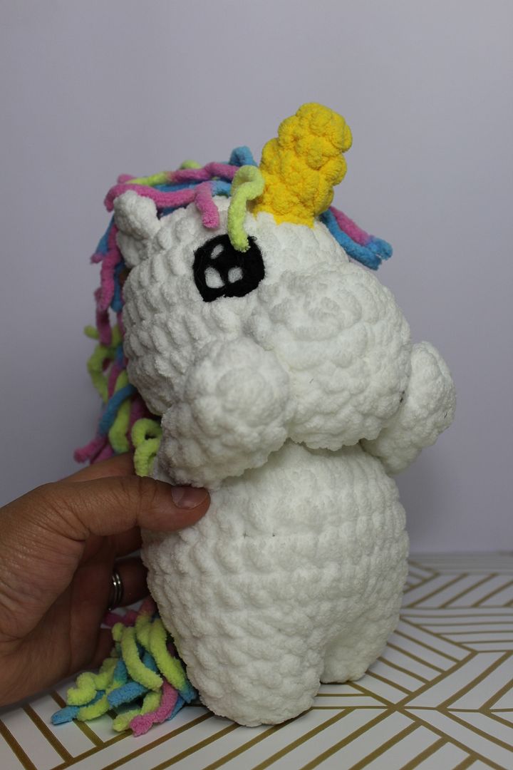 FLUFFY UNICORN! product image (1)