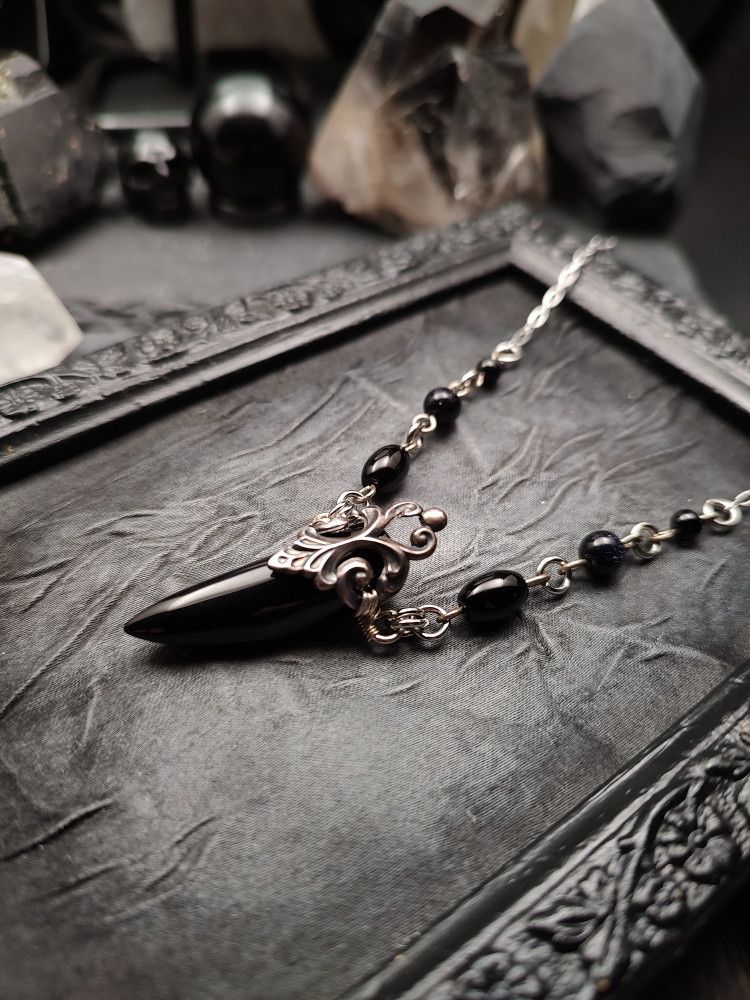 Wrapped Talisman - Noir Fancy Spike product image (2)