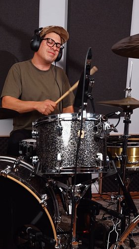 It’s not always about WHAT you play, but rather HOW you play. With CONVICTION and PASSION 🤘🏻 Session drums for @beradicalorge...