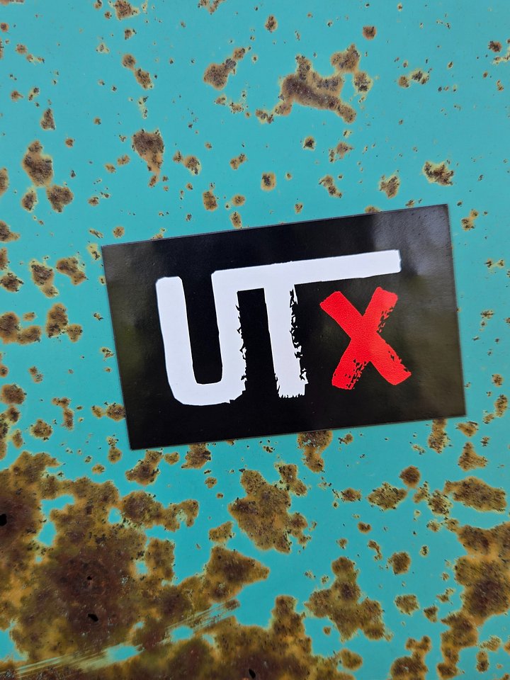 UTX Magnet product image (2)