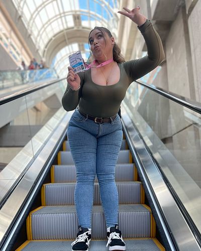 Twitch Con Day 3💜

🌸🌸🌸

I’m sad it’s the last day, but this weekend has been so much fun!! Making the most of it🤪✨

🌸🌸🌸

As a...