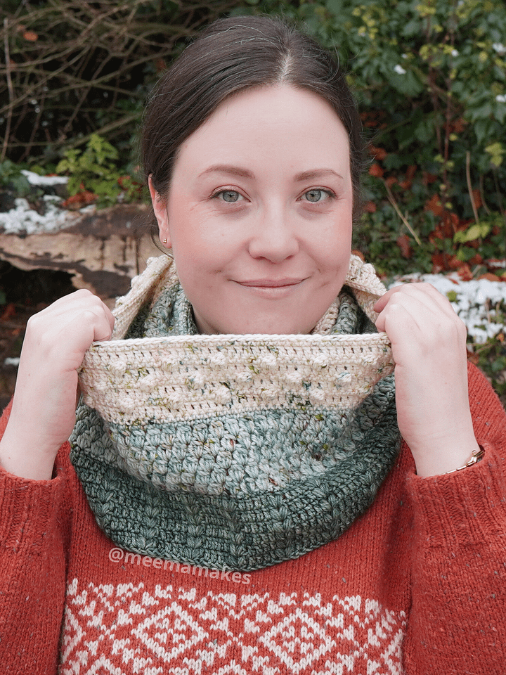 Evergreen Cowl/Infinity Scarf Pattern product image (1)