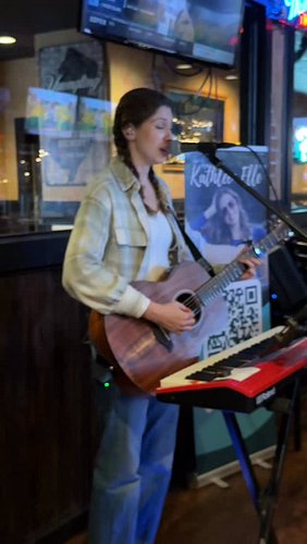 Cozy little Christmas cover for your Sunday night🎄🎅🏼