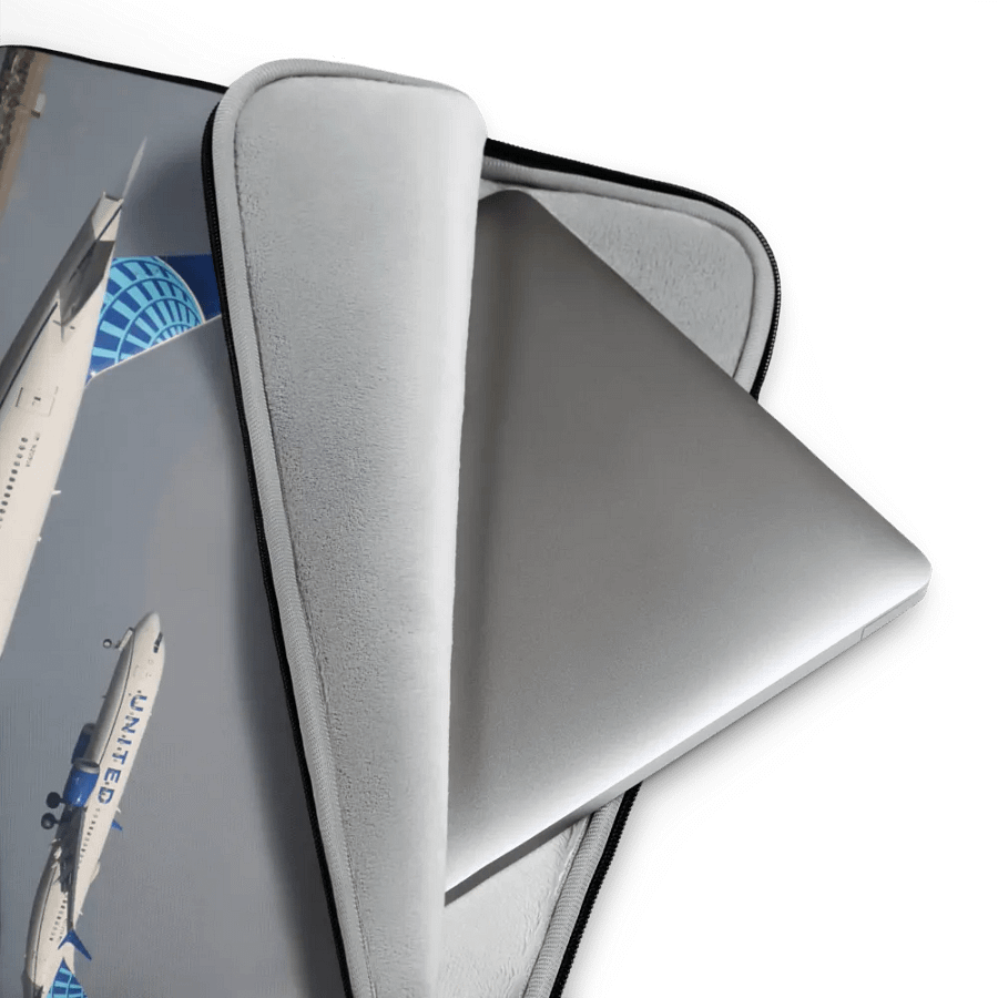 United Skies Laptop Sleeve product image (4)