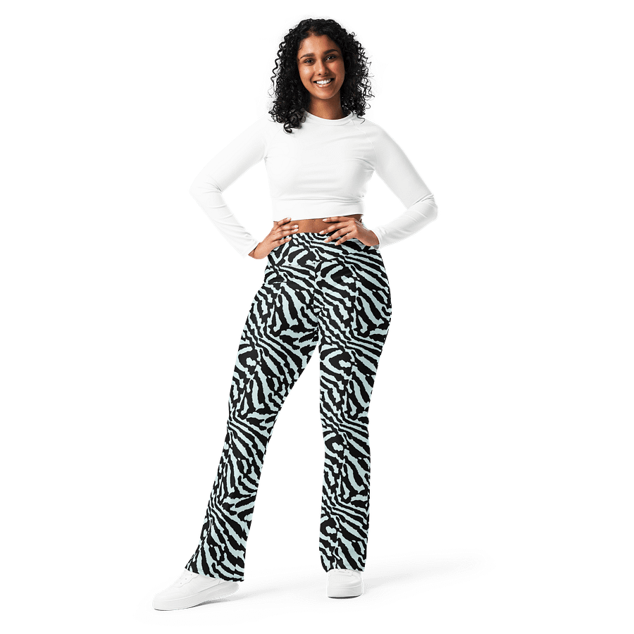 Blue Zebra Flare Leggings product image (9)