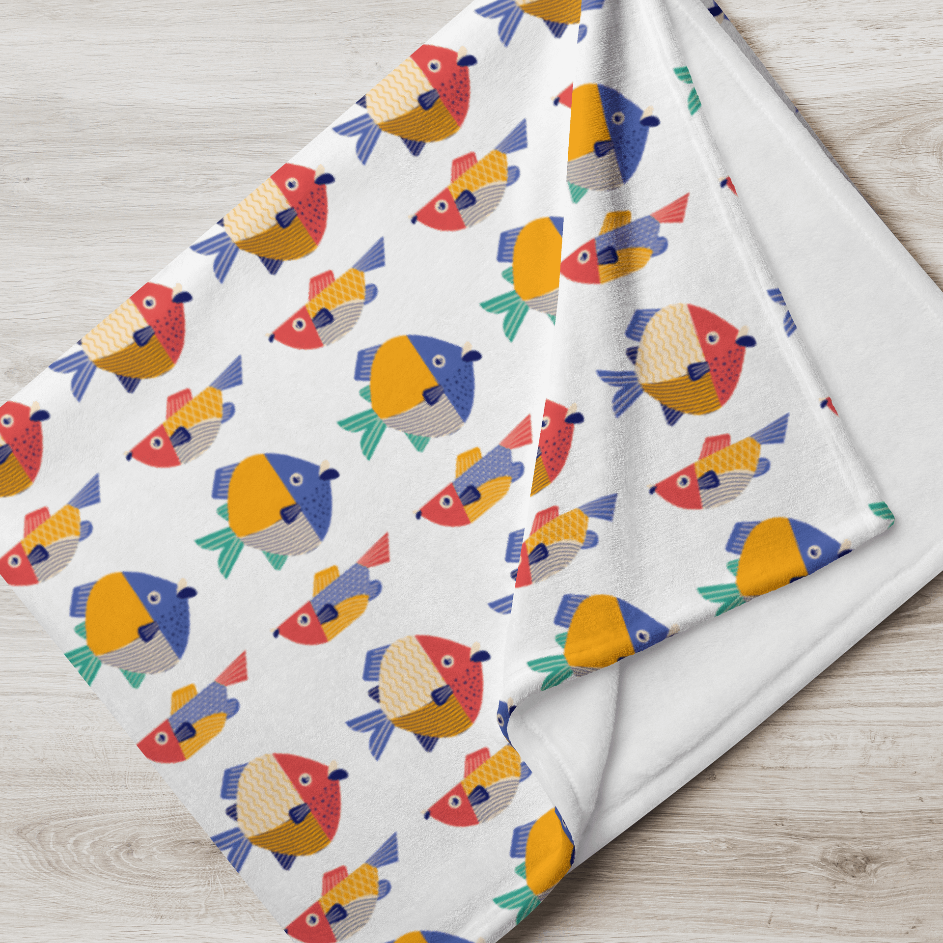 Fish Pattern Throw Blanket – Soft Fuzzy Printed Blanket product image (3)