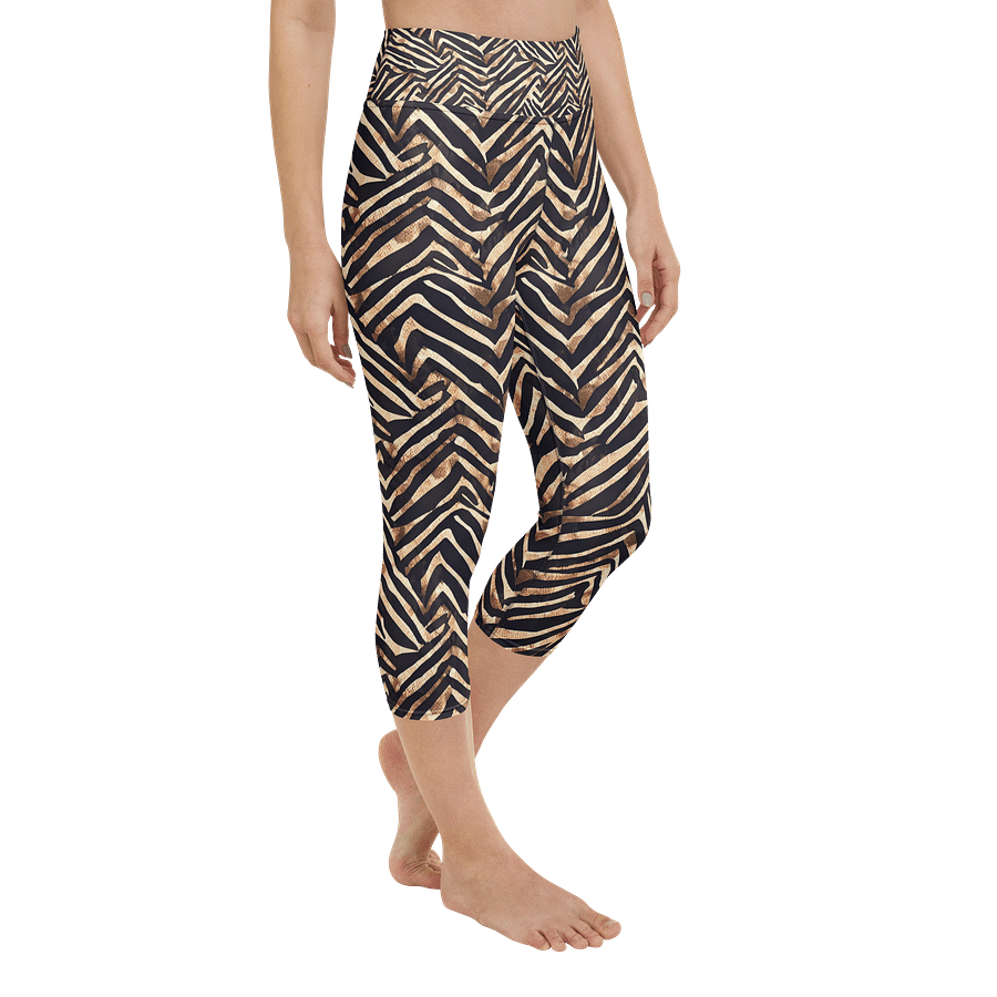 Snake Skin Capri Leggings product image (2)