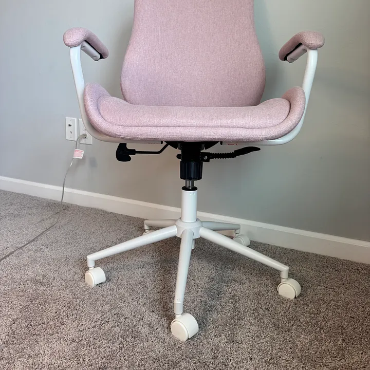 Office pink chair with white wheels product image (2)