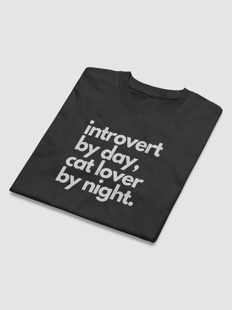 Introvert Cat T-shirt product image (5)