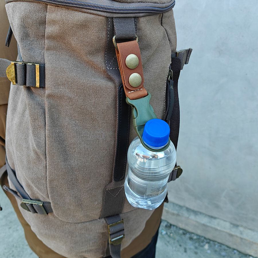 MEEBOY 3 Pcs handmade leather water bottle carabiner, water bottle holder for Outdoor Camping Hiking Traveling product image (7)