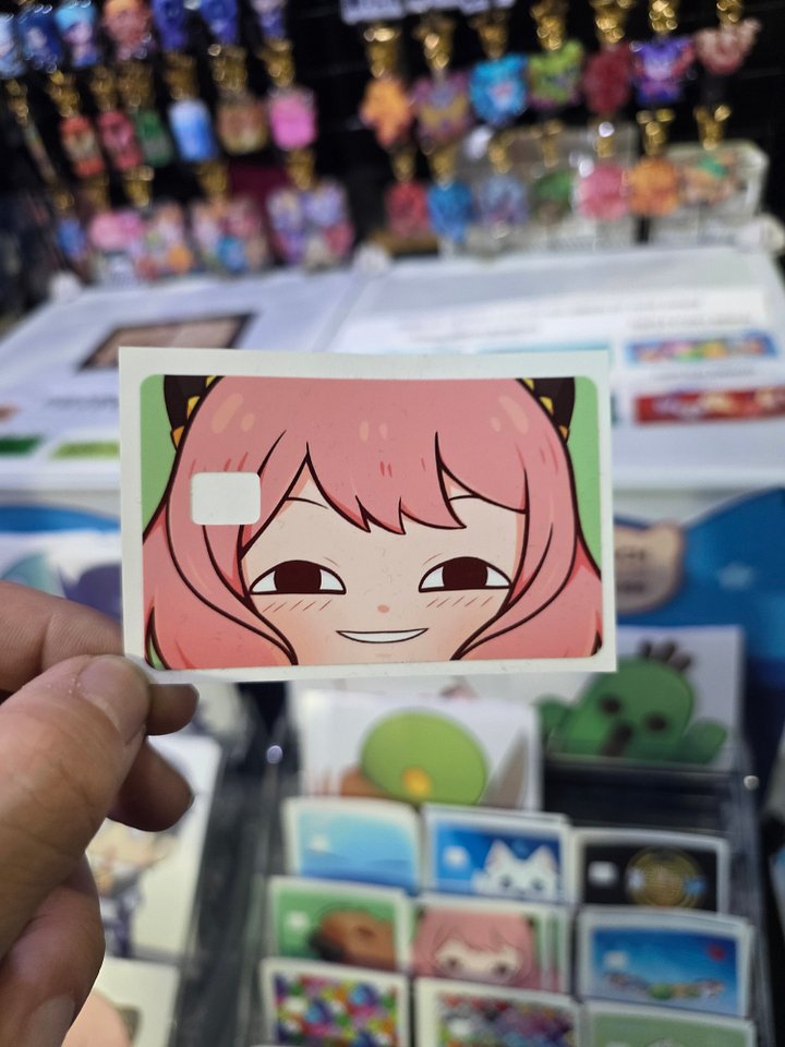 Smug Anya - Card Skin product image (1)