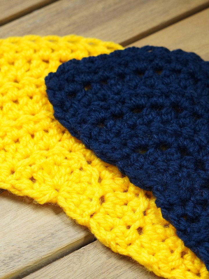 Half double crochet semi circle pdf pattern product image (1)