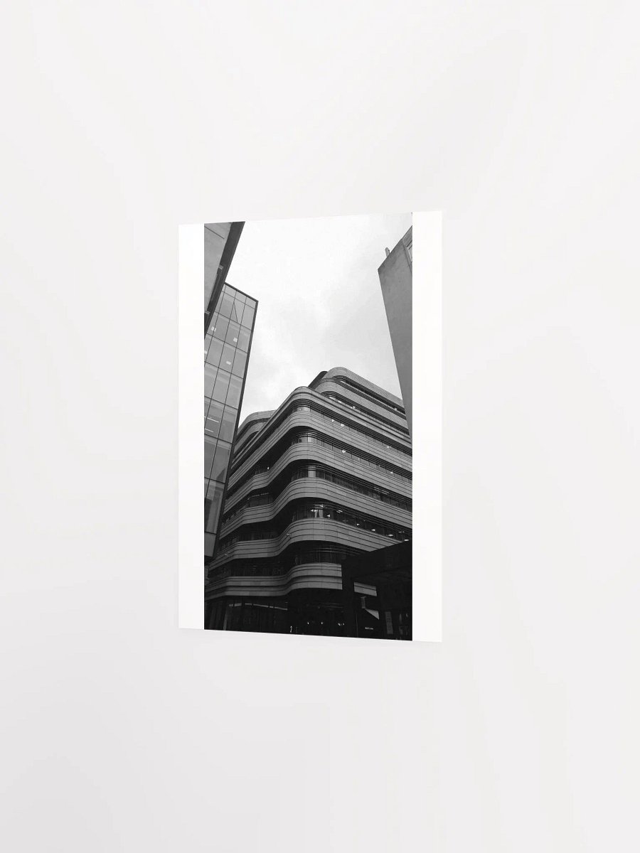 London Curves product image (25)