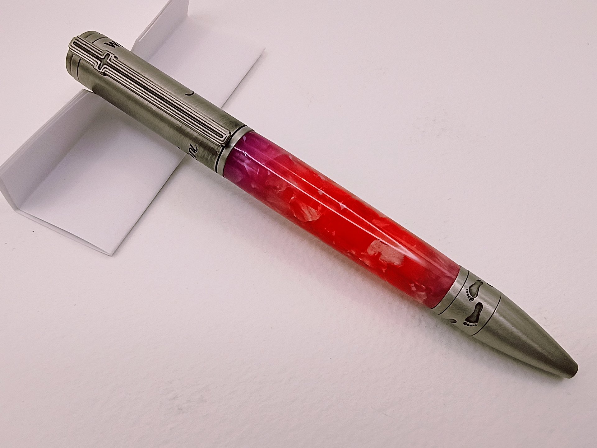 ✝️ Footprints in Bloom – Faith-Inspired Rollerball Pen product image (2)