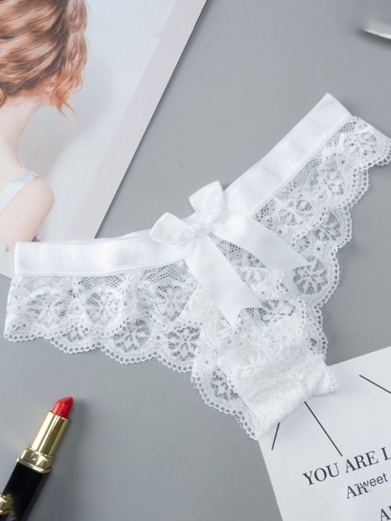Lace panty product image (4)
