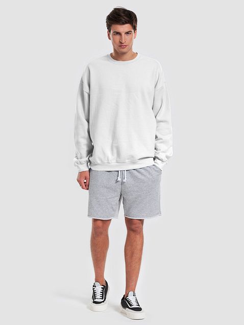 Photo showing Gildan Classic Crewneck Sweatshirt