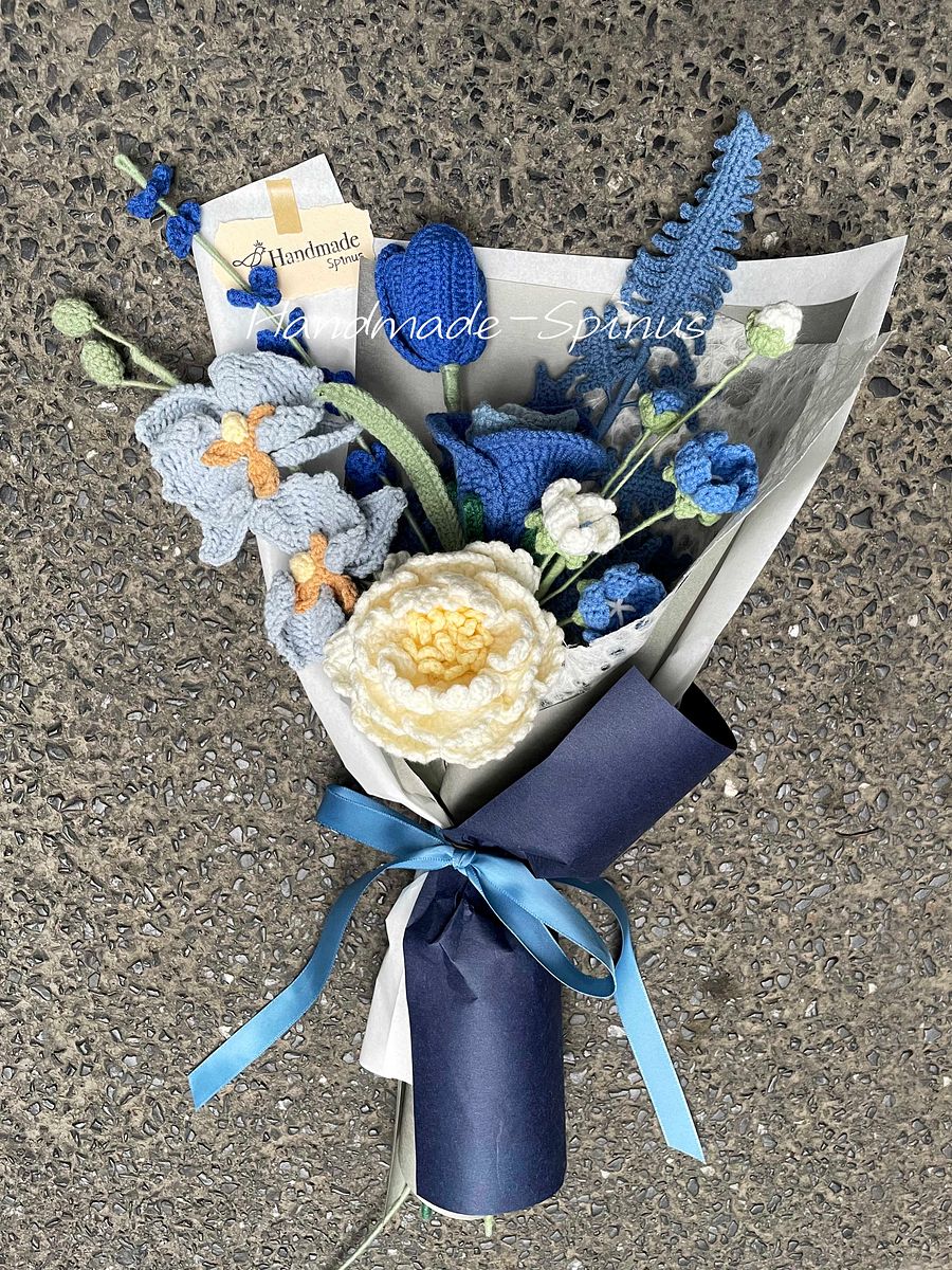 Blue Note Crochet Knit Bouquet product image (4)