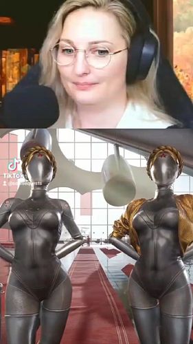 Dommy Mommy Robot Stomp 🤖♥️ Chat and I are wild for these fembots 🥵

#historymemes #historicalgames #historicalgaming #histor...