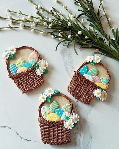 A tisket, a tasket, behold my sugar cookie Easter egg baskets! 🧺 🪺 

Every cookie is a masterpiece in itself, crafted with lo...