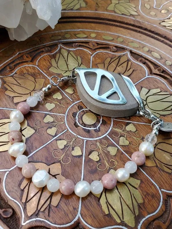 Cancer Bracelet | Moonstone, Rhodonite & Pearl | Handmade Accessory for Bellabeat Leaf Urban & Ivy product image (2)