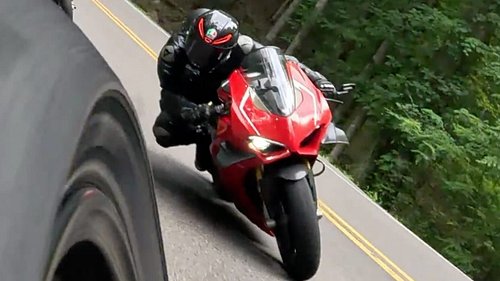 Big E Rear camera views. #tailofthedragon #ducati #ducatipanigale #motorcycle