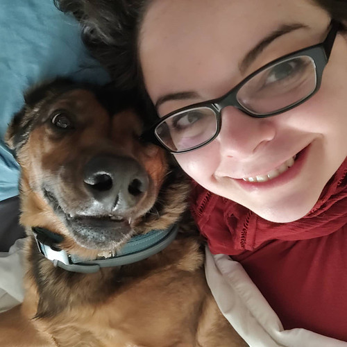 Tobi's morning demands to cuddle cannot be ignored!!! 

#rescuedog #dog #cuddles #happydog #selfie