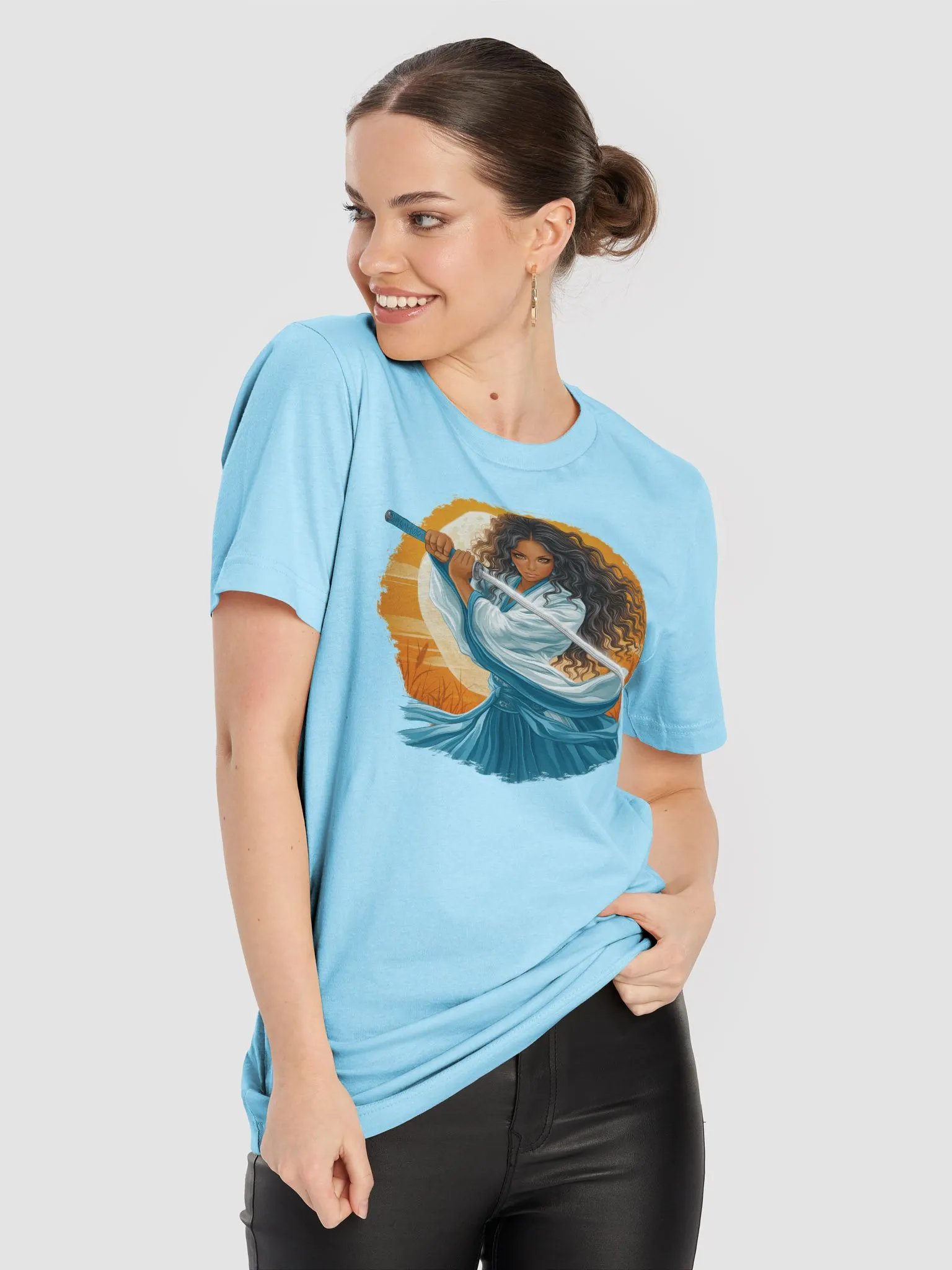 🏷️ Samurai Woman – Radiant Warrior Spirit Tee product image (4)