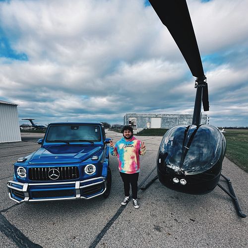 VIDEO OUT NOW ON TIKTOK & YOUTUBE 😳 - shoutout to @sarchioneautogallery for helping us create this amazing video!