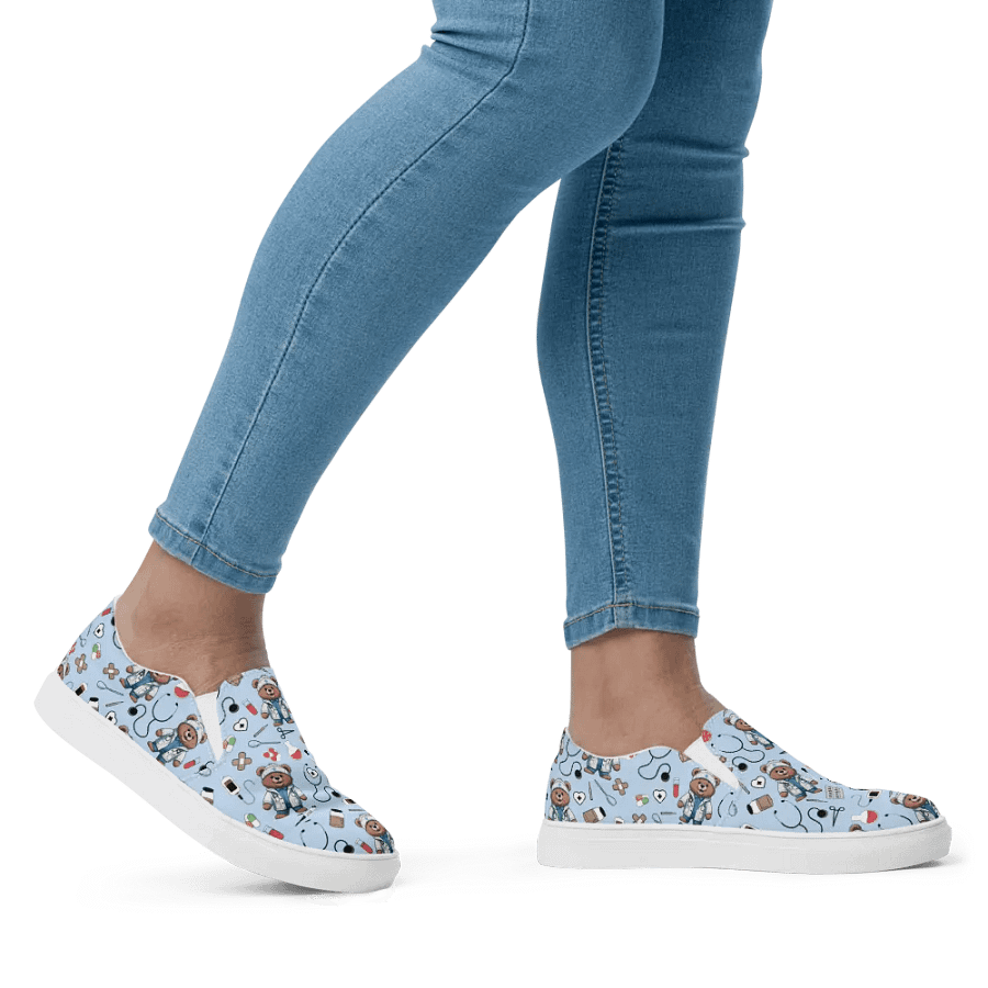 Cute Medical Bears Slip-On Canvas Shoes (Blue) product image (4)