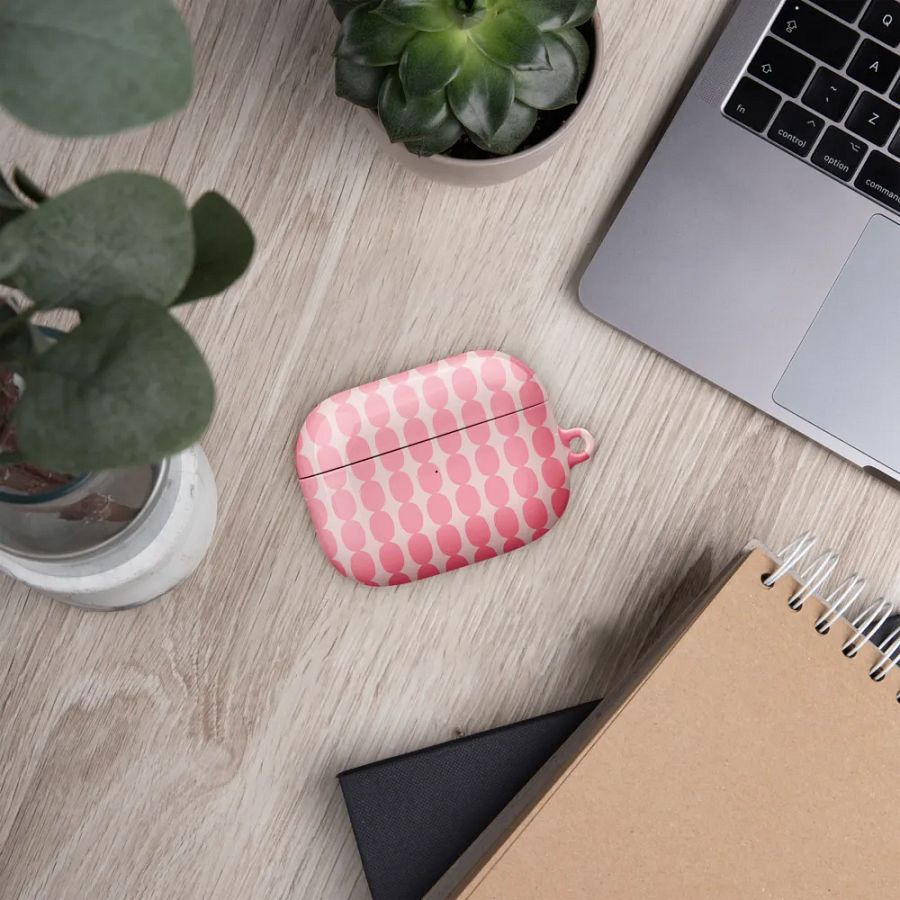 Pinkie Bubble Chain Airpods Case product image (48)