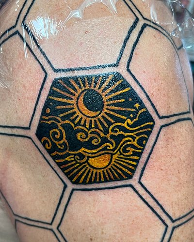 Just some cool ones from throughout the week 

#tattoo #colortattoos #names #nametattoo #script #blackwork #geometric @finals...