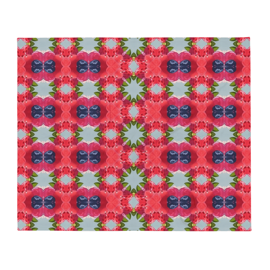 Berry Bliss Seamless Patterned Throw Blanket product image (3)