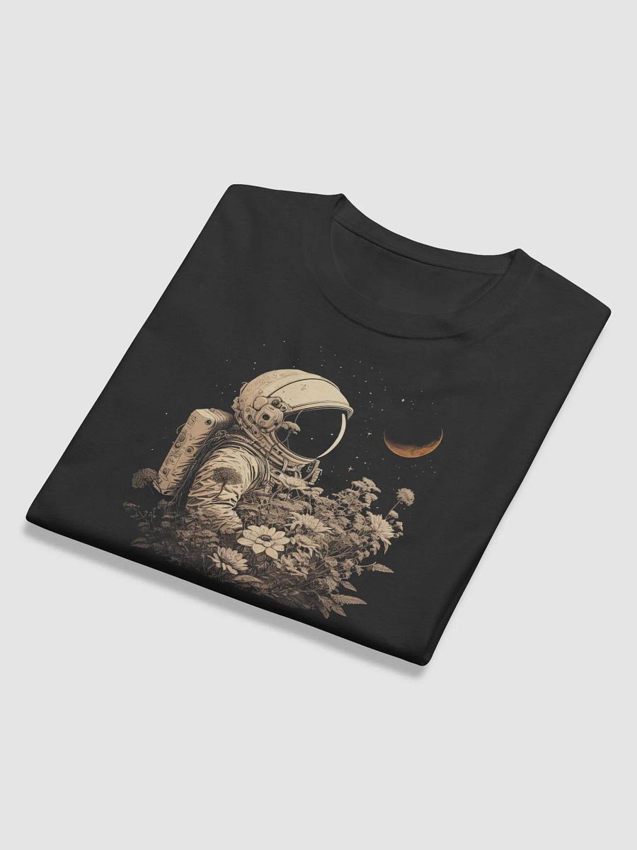 As an astronaut loves the moon product image (5)