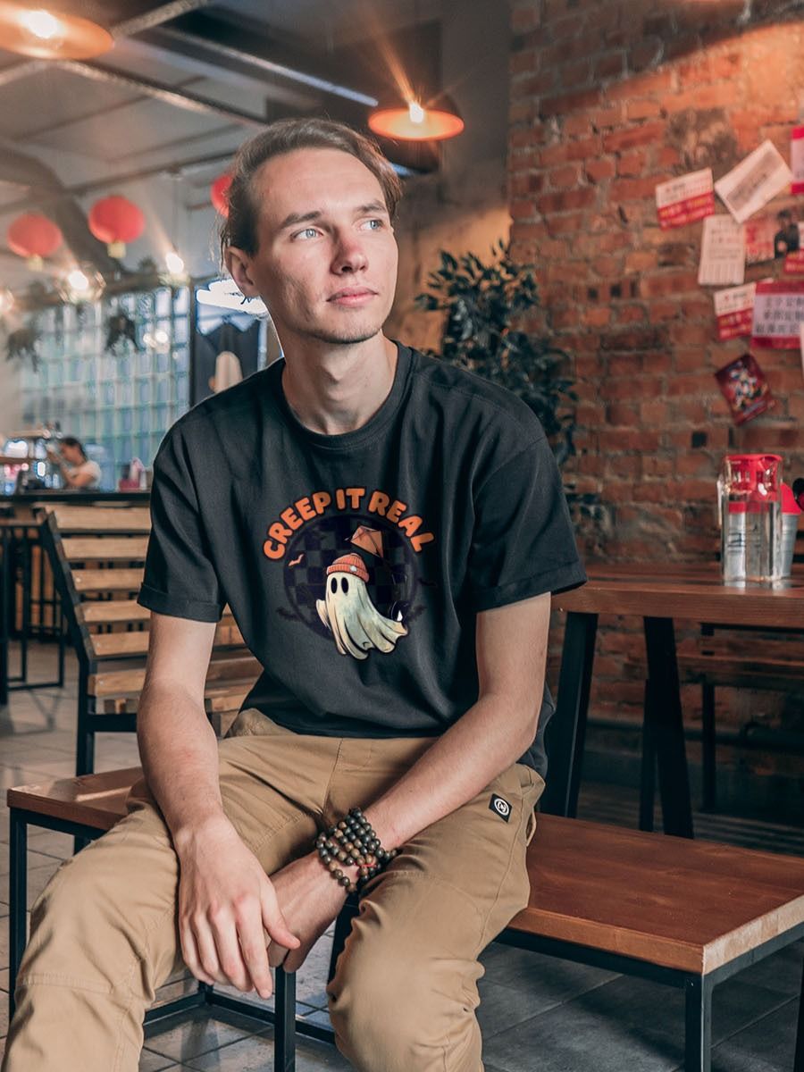 Creep It Real – Cozy Halloween Ghost Graphic Tee product image (5)