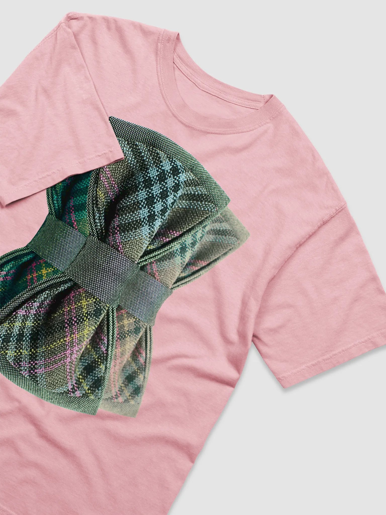 Bows to Plaid LKM Modern Fit Tee product image (2)