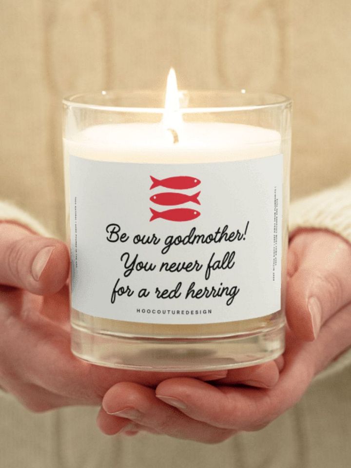 Funny gift for a godmother - Red herring - Soy wax vegan candle product image (1)