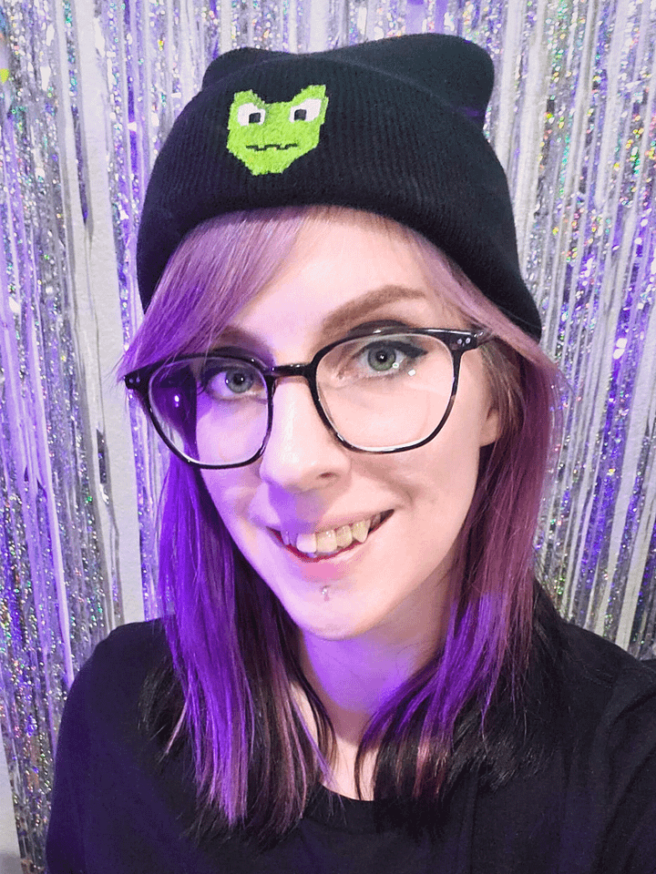 ✨ f r o g e ✨ beanie product image (1)