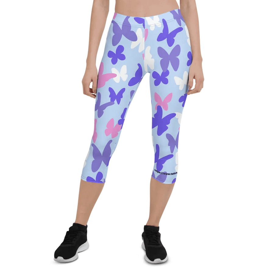 Butterfly All-Over Print Capri Leggings product image (1)